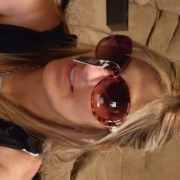 Fashion Sunglassed - Picture 10 of 15